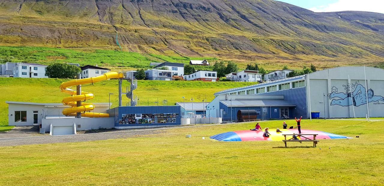 Klara Guesthouse Olafsfjordur Exteriör bild